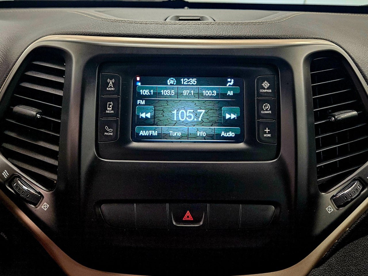 2015 Jeep Cherokee FWD 4DR LATITUDE