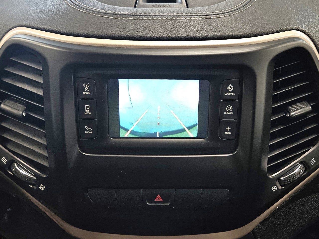 2015 Jeep Cherokee FWD 4DR LATITUDE