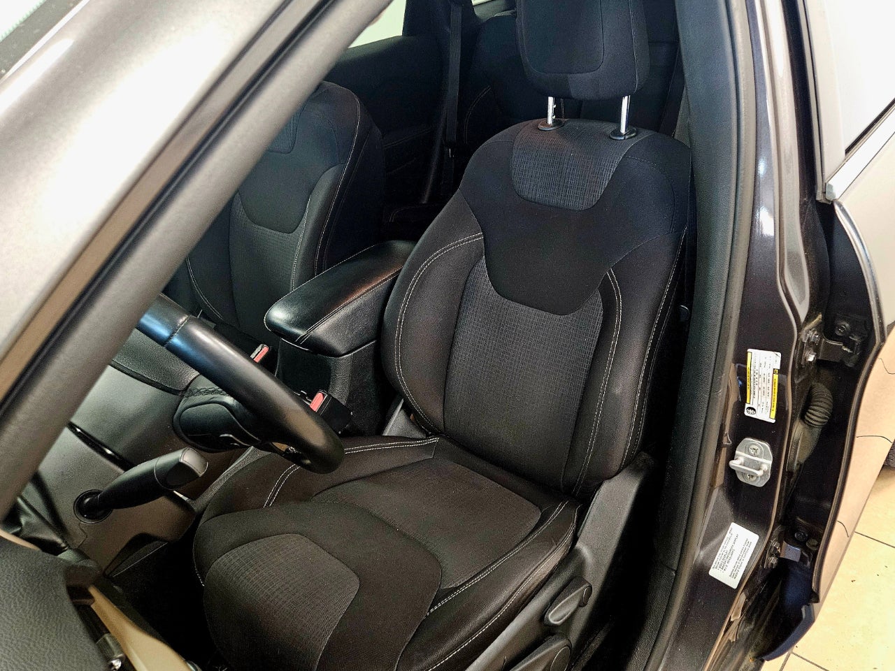 2015 Jeep Cherokee FWD 4DR LATITUDE