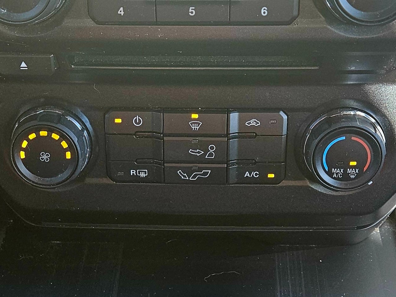 2018 Ford F-150 XL 2WD SUPERCREW 5.5' BOX