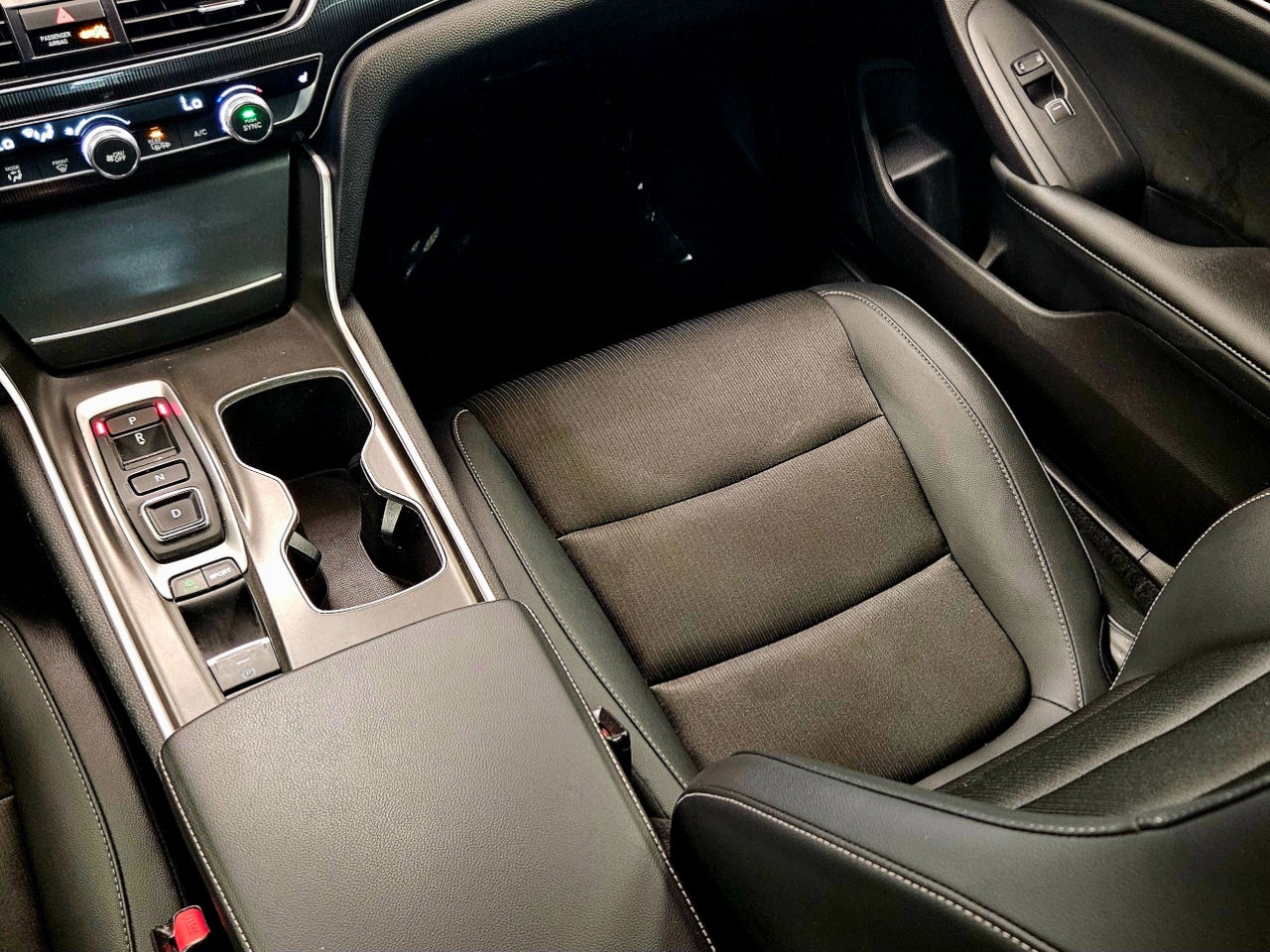 2022 Honda Accord Sedan SPORT 2.0T AUTO
