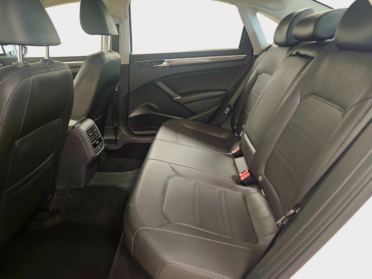 2018 Volkswagen Passat 2.0T SE AUTO