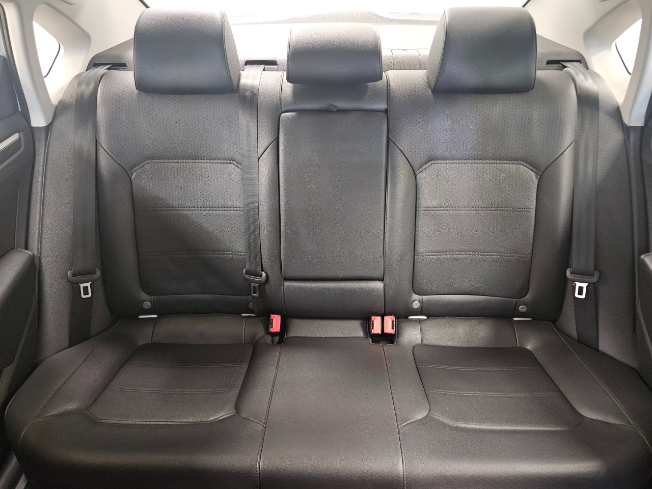 2018 Volkswagen Passat 2.0T SE AUTO