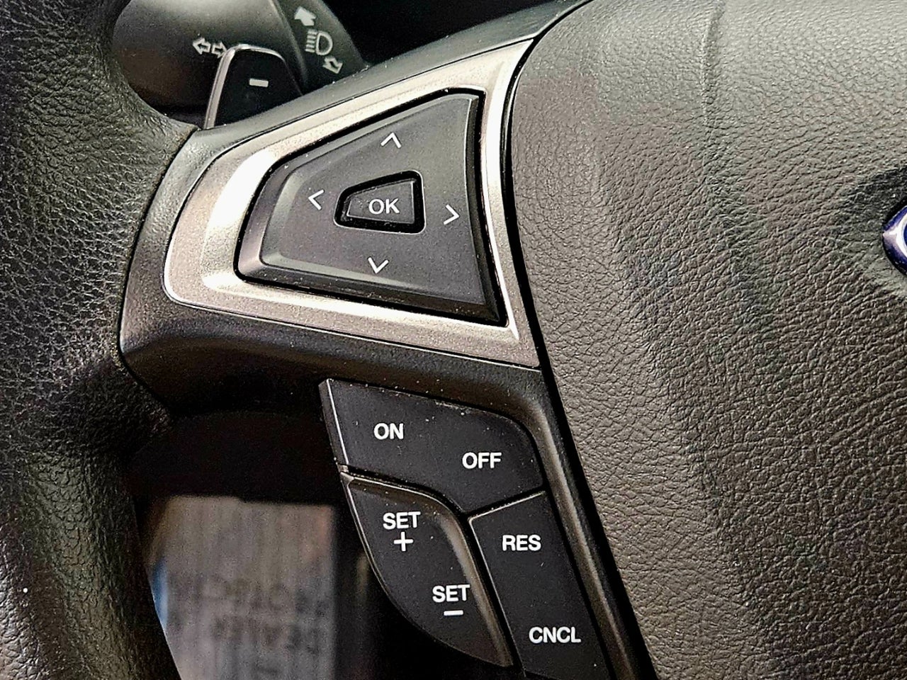 2017 Ford Fusion SE FWD