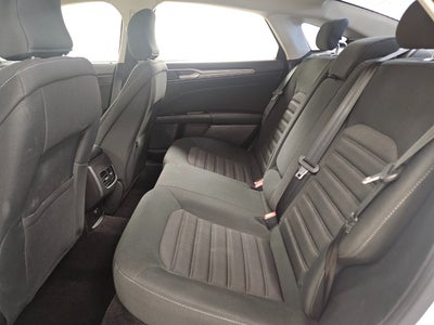 2017 Ford Fusion SE FWD