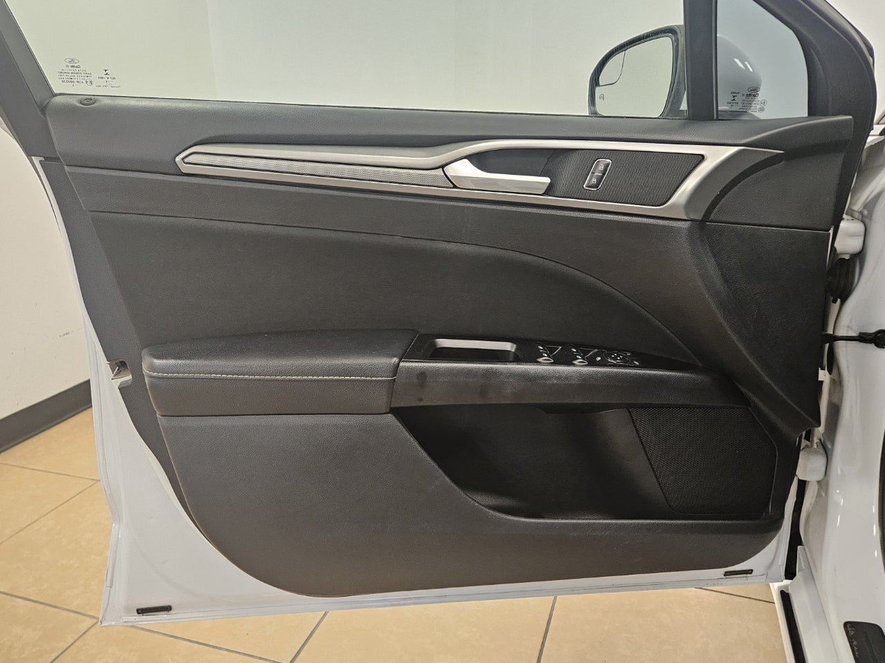 2017 Ford Fusion SE FWD