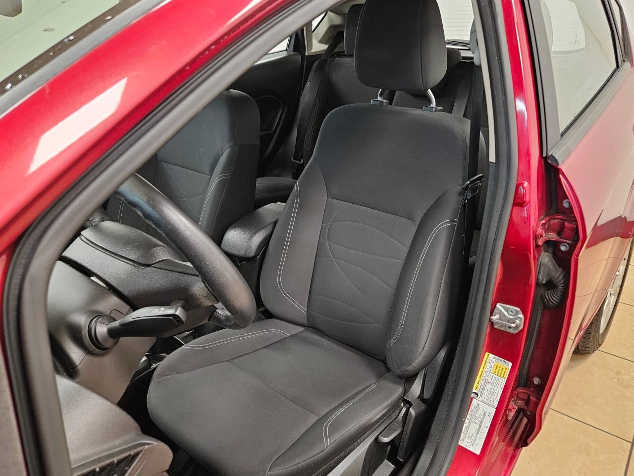 2016 Ford Fiesta 5DR HB SE