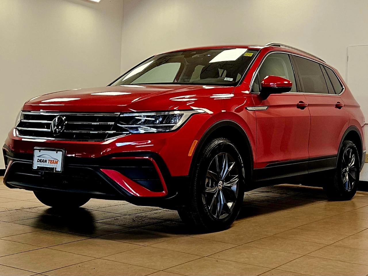 2023 Volkswagen Tiguan 2.0T SE 4MOTION