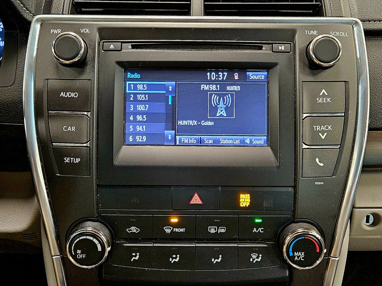 2017 Toyota Camry LE AUTO