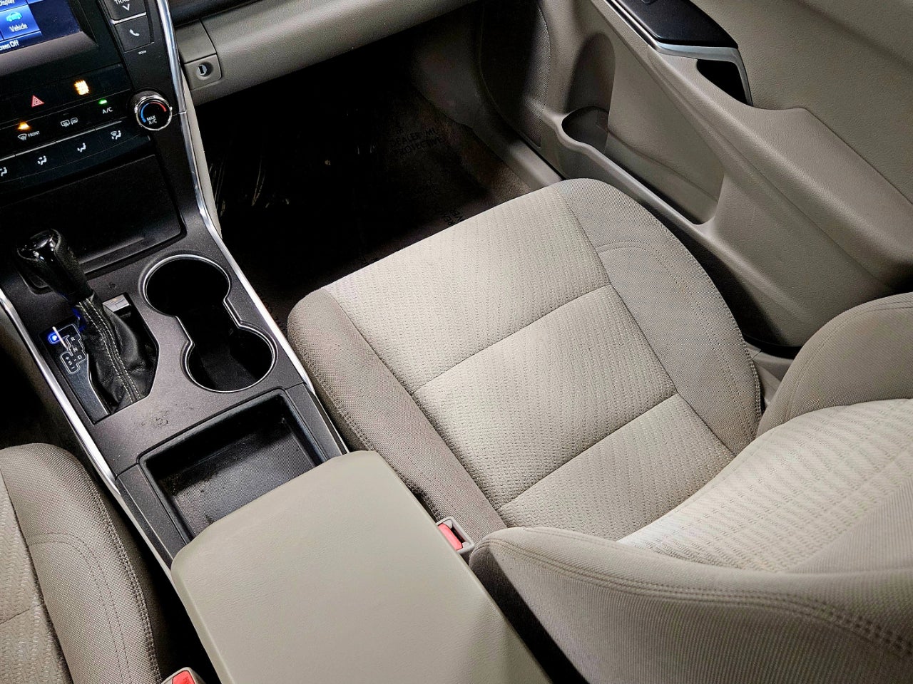 2017 Toyota Camry LE AUTO