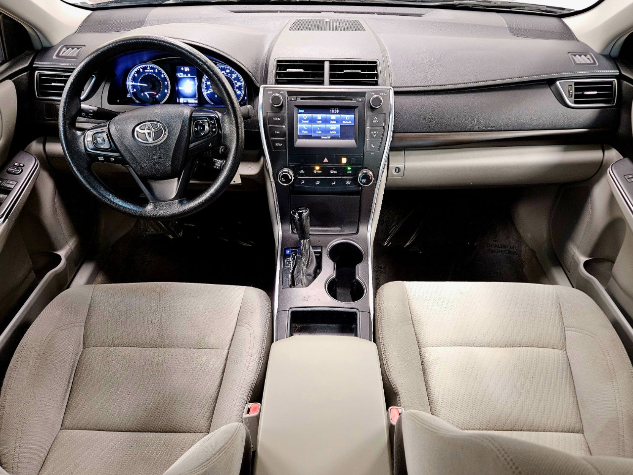 2017 Toyota Camry LE AUTO