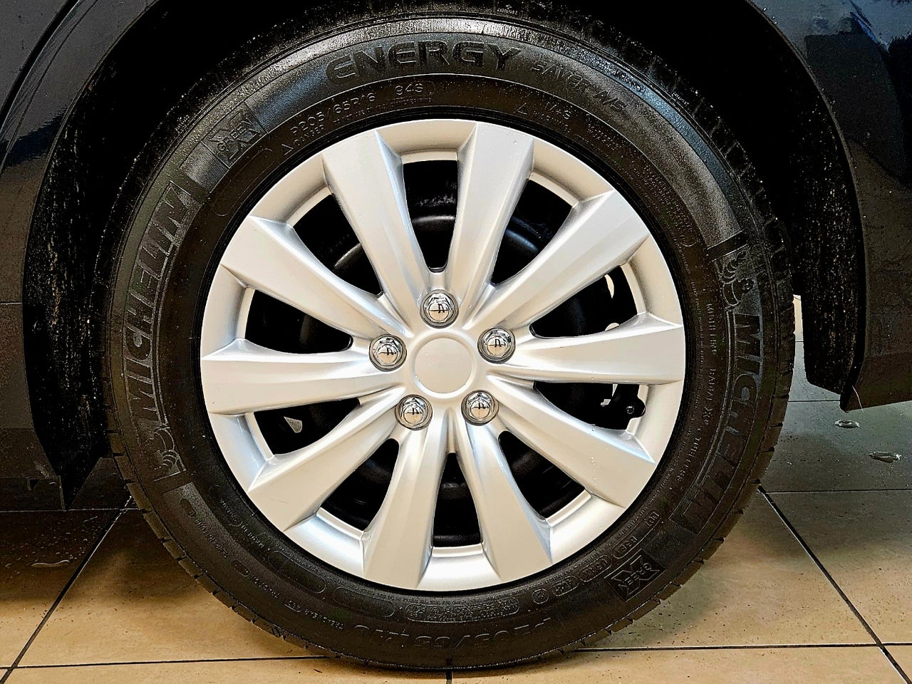 2017 Toyota Camry LE AUTO