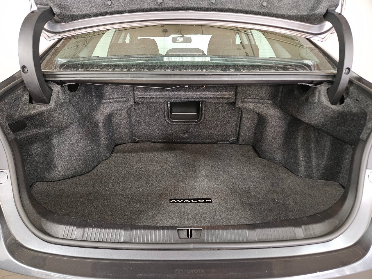 2013 Toyota Avalon 4DR SDN XLE PREMIUM