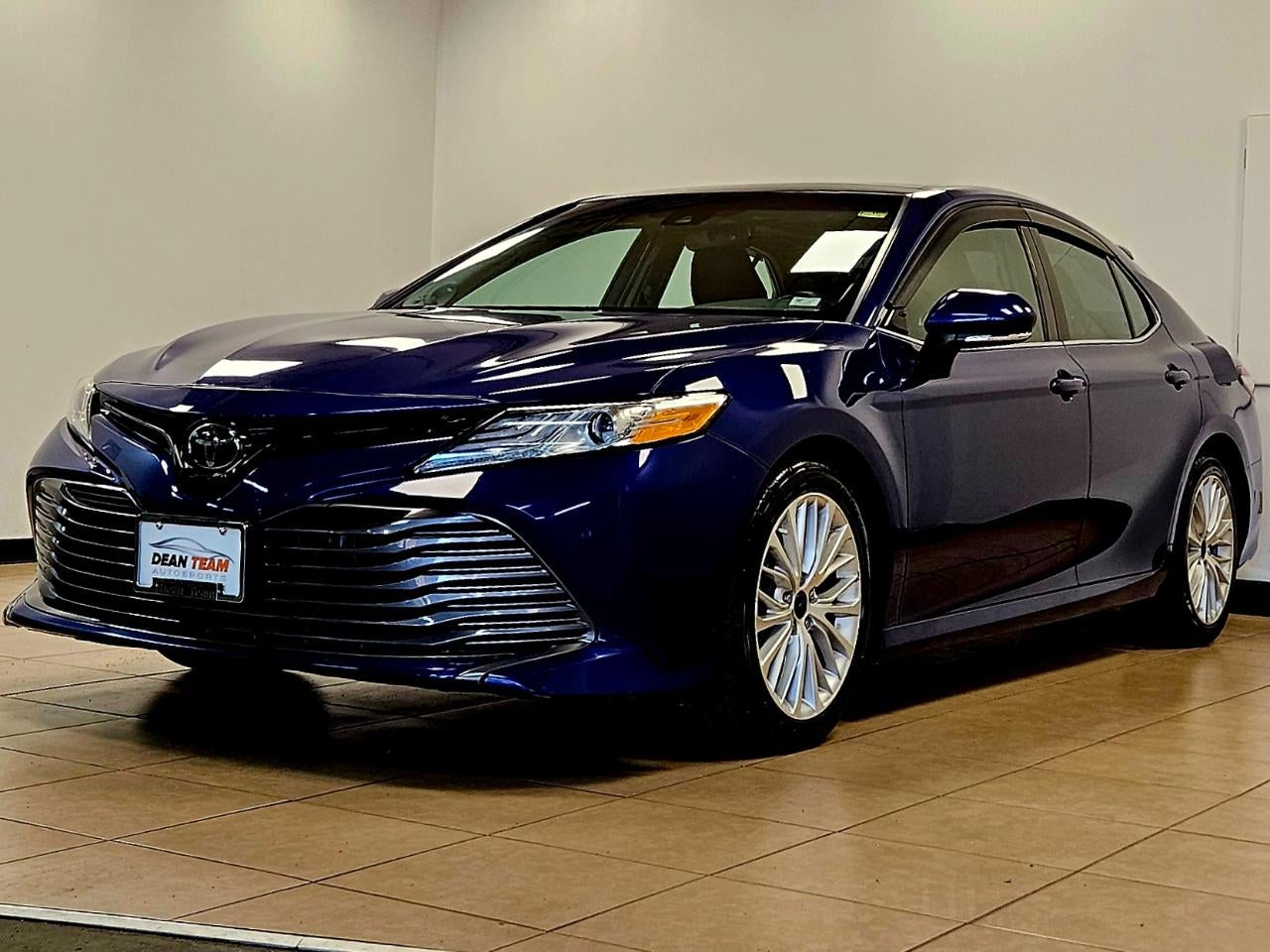 2018 Toyota Camry XLE V6 AUTO