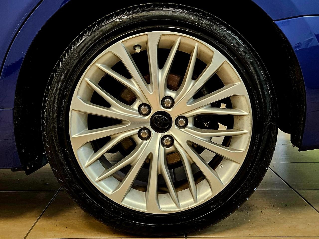 2018 Toyota Camry XLE V6 AUTO