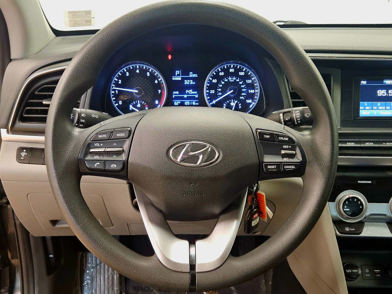 2019 Hyundai Elantra SE AUTO