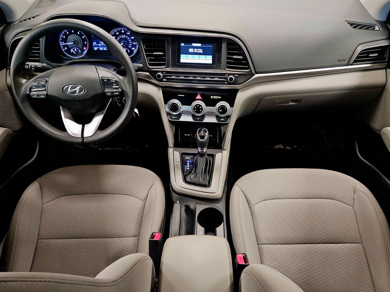 2019 Hyundai Elantra SE AUTO