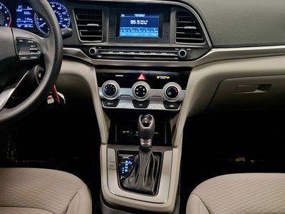 2019 Hyundai Elantra SE AUTO