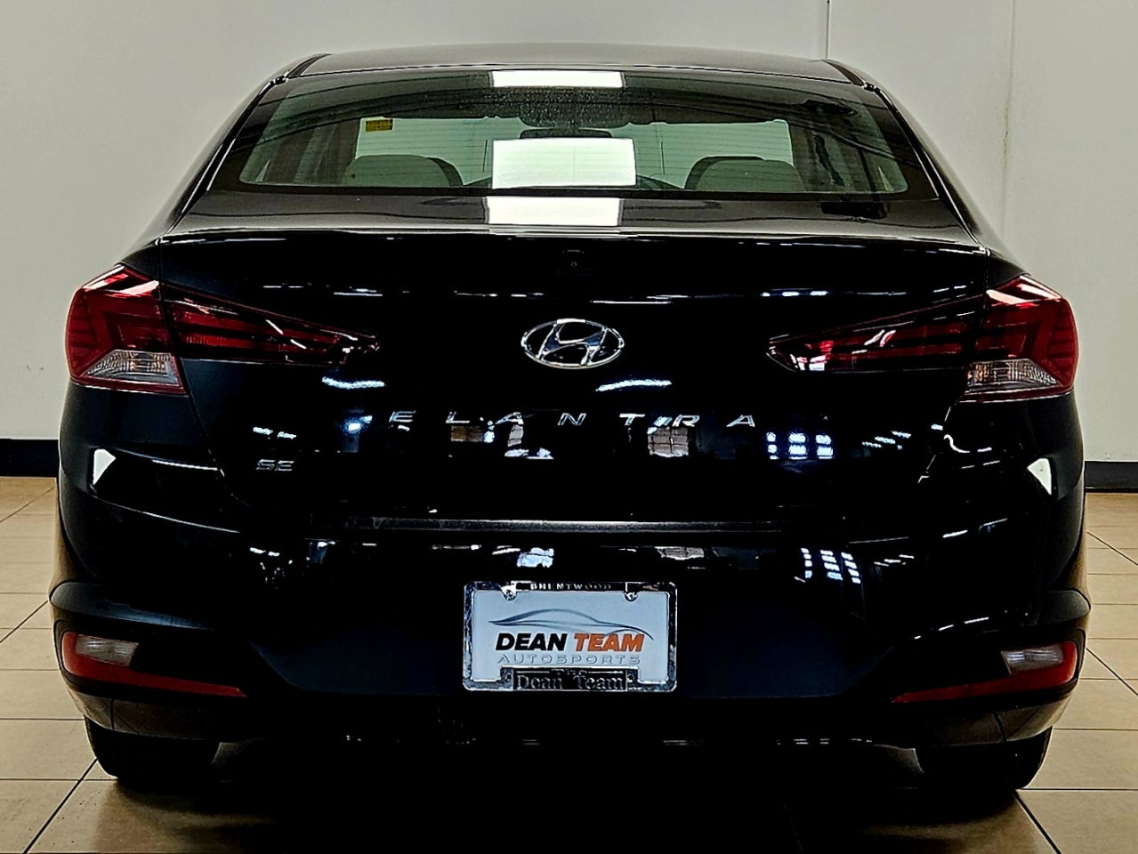 2019 Hyundai Elantra SE AUTO