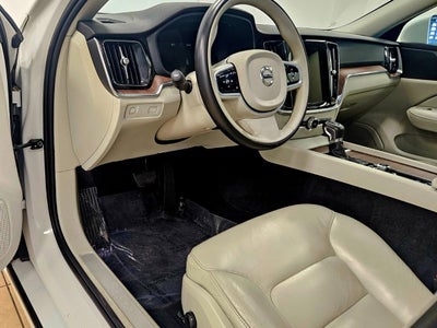 2021 Volvo S60 T5 FWD MOMENTUM