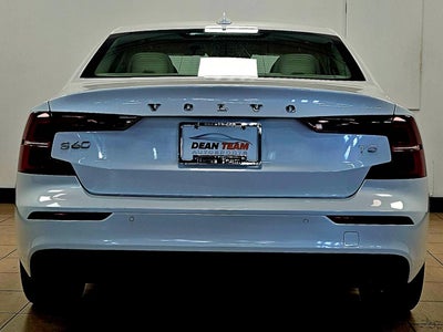 2021 Volvo S60 T5 FWD MOMENTUM