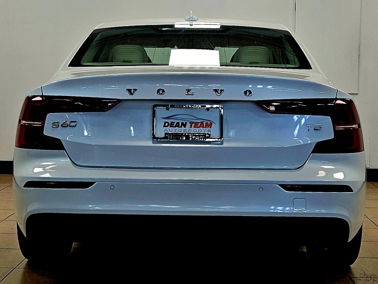 2021 Volvo S60 T5 FWD MOMENTUM