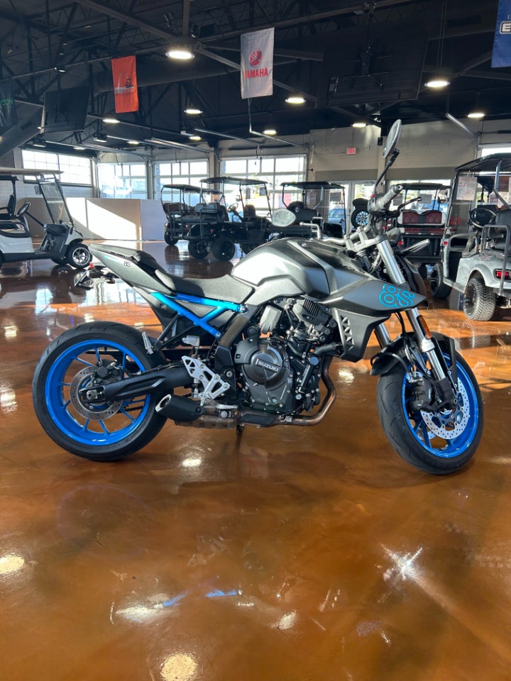 2024 Suzuki GSX-8S Base