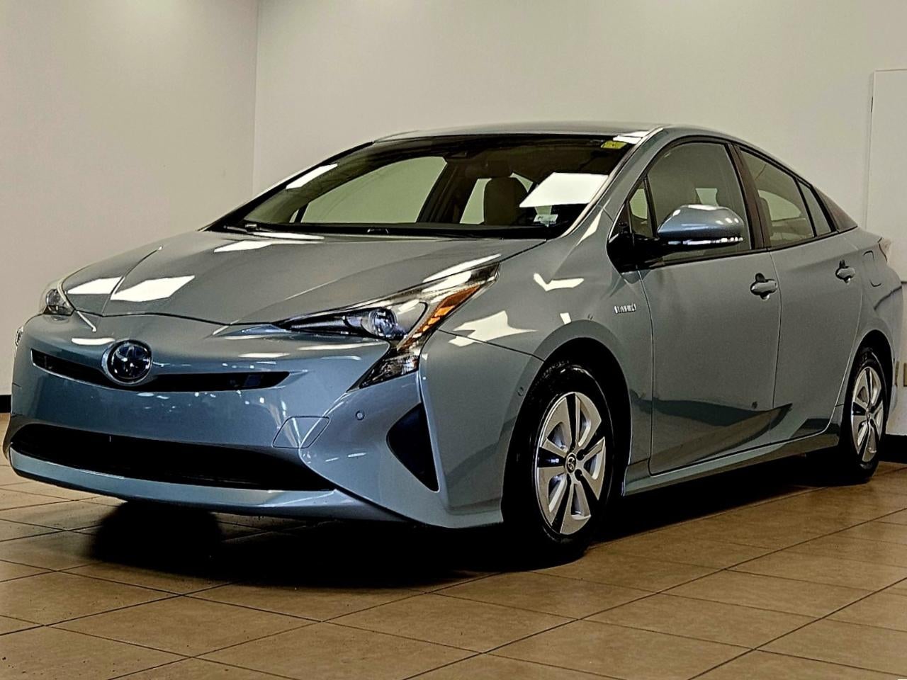 2017 Toyota Prius TWO