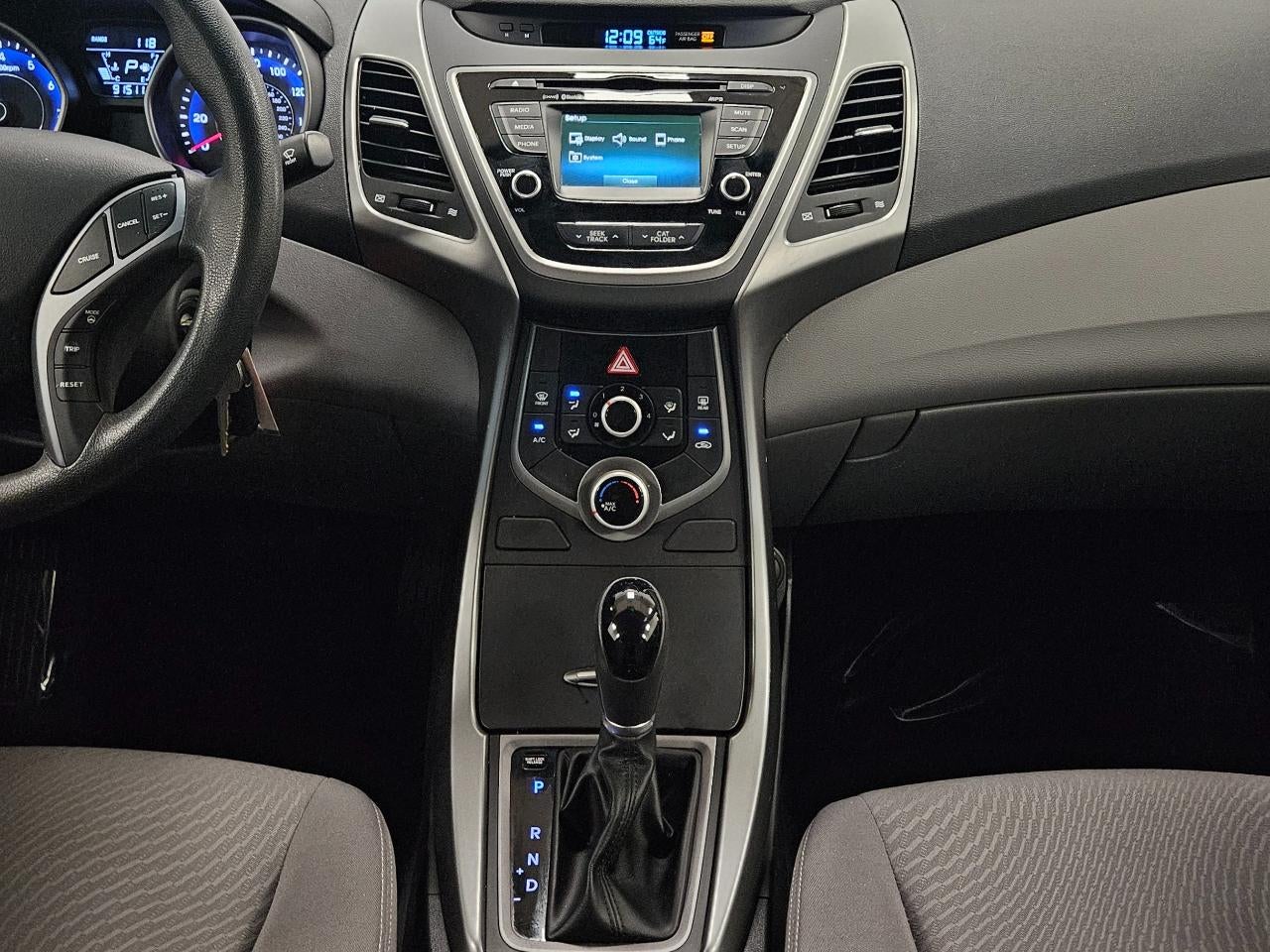 2015 Hyundai Elantra 4DR SDN AUTO SE (ULSAN PL