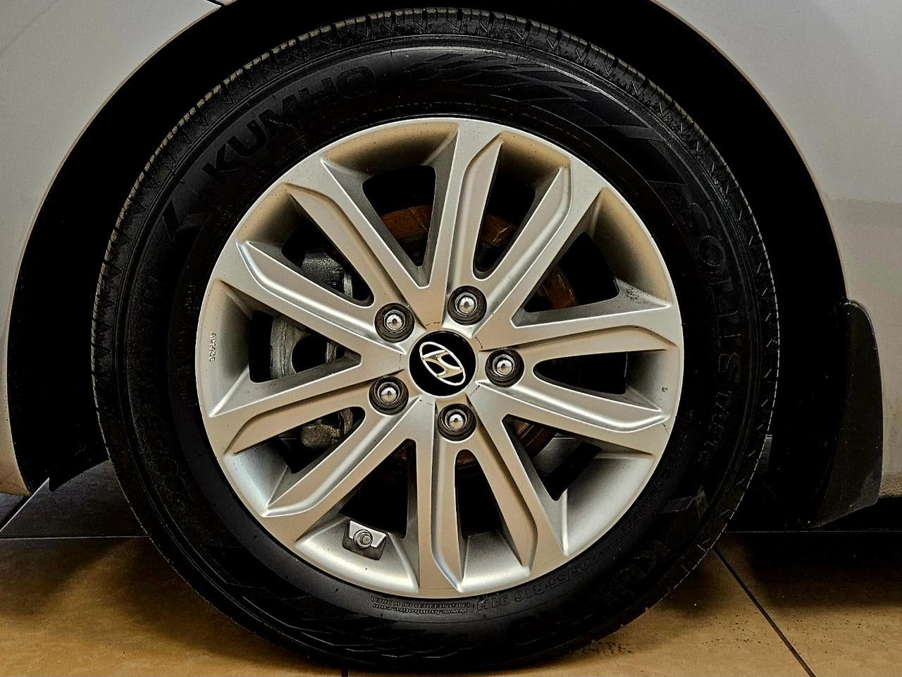 2015 Hyundai Elantra 4DR SDN AUTO SE (ULSAN PL