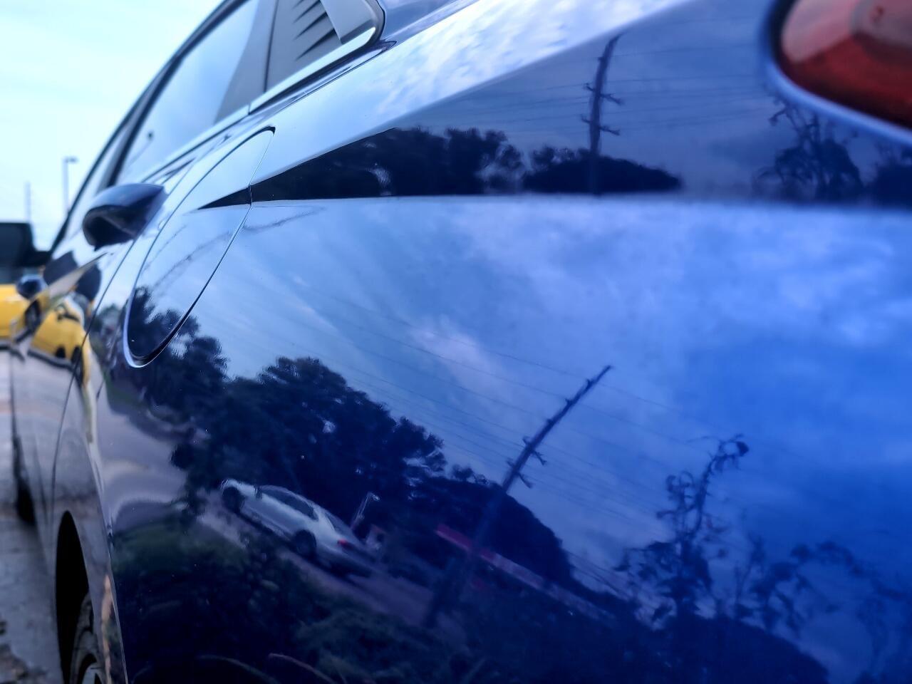 2023 Hyundai Elantra Hybrid LIMITED DCT